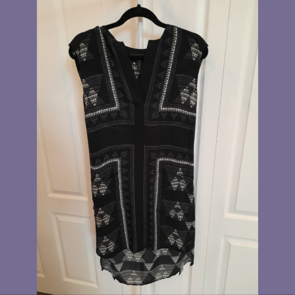BCBGMAXAZARIA Black Elizabeth Shift Dress